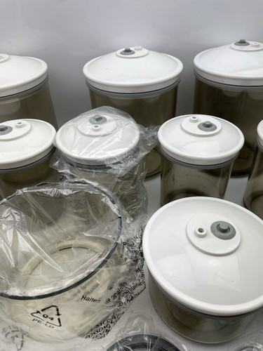 ⭐ HUGE FoodSaver Vacuum Seal 14 SMOKE Container Lot -Some NEW + Accessories ⭐ - Picture 4 of 7