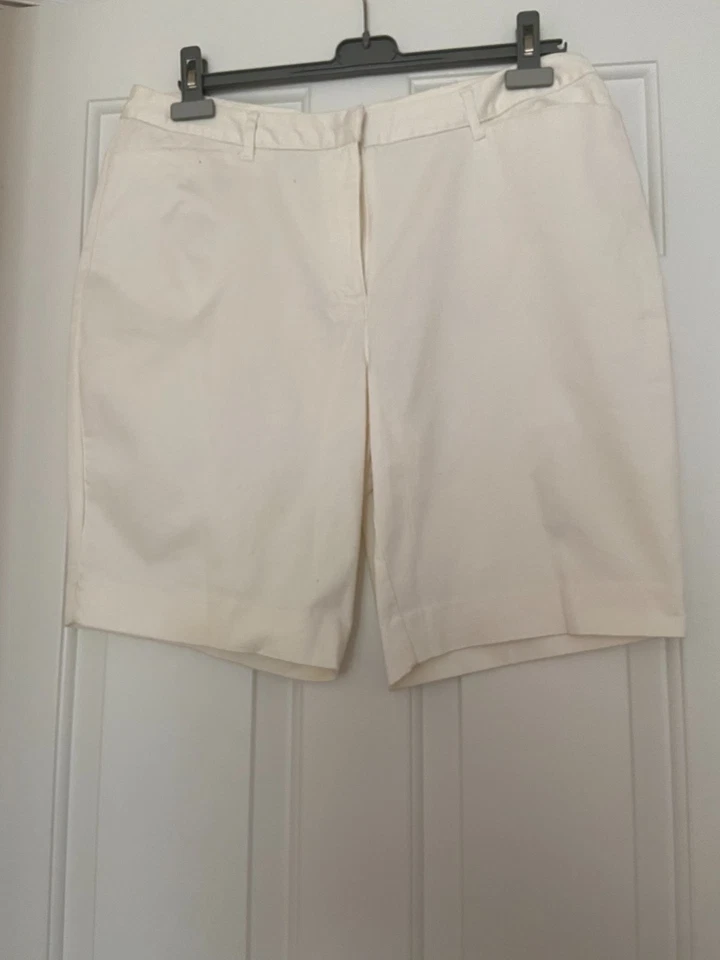 5*CONDITION   Relativity  HIGH QUALITY  97% Cotton Shorts Petites 14P - Image 2 of 4