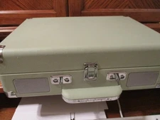 Crosley Three Speed Record Player With Blue-Tooth Capability in Excellent Cond.