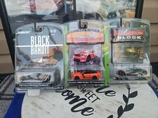LOT OF 3  Greenlight 1/64 FORD MUSTANGS BEAUTIFUL VERY NICE CAR LOT 🚗 