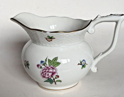 HEREND ETON MILK PITCHER CREAMER JUG 641 HAND PAINTED PORCELAIN 4  Tall