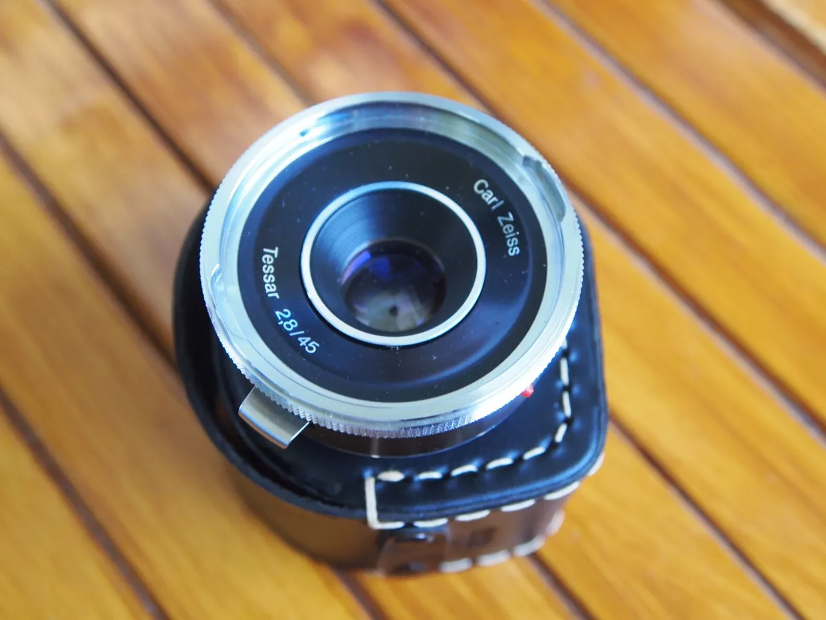 Carl Zeiss Tessar 45mm F2.8 for Contaflex 126 Lens