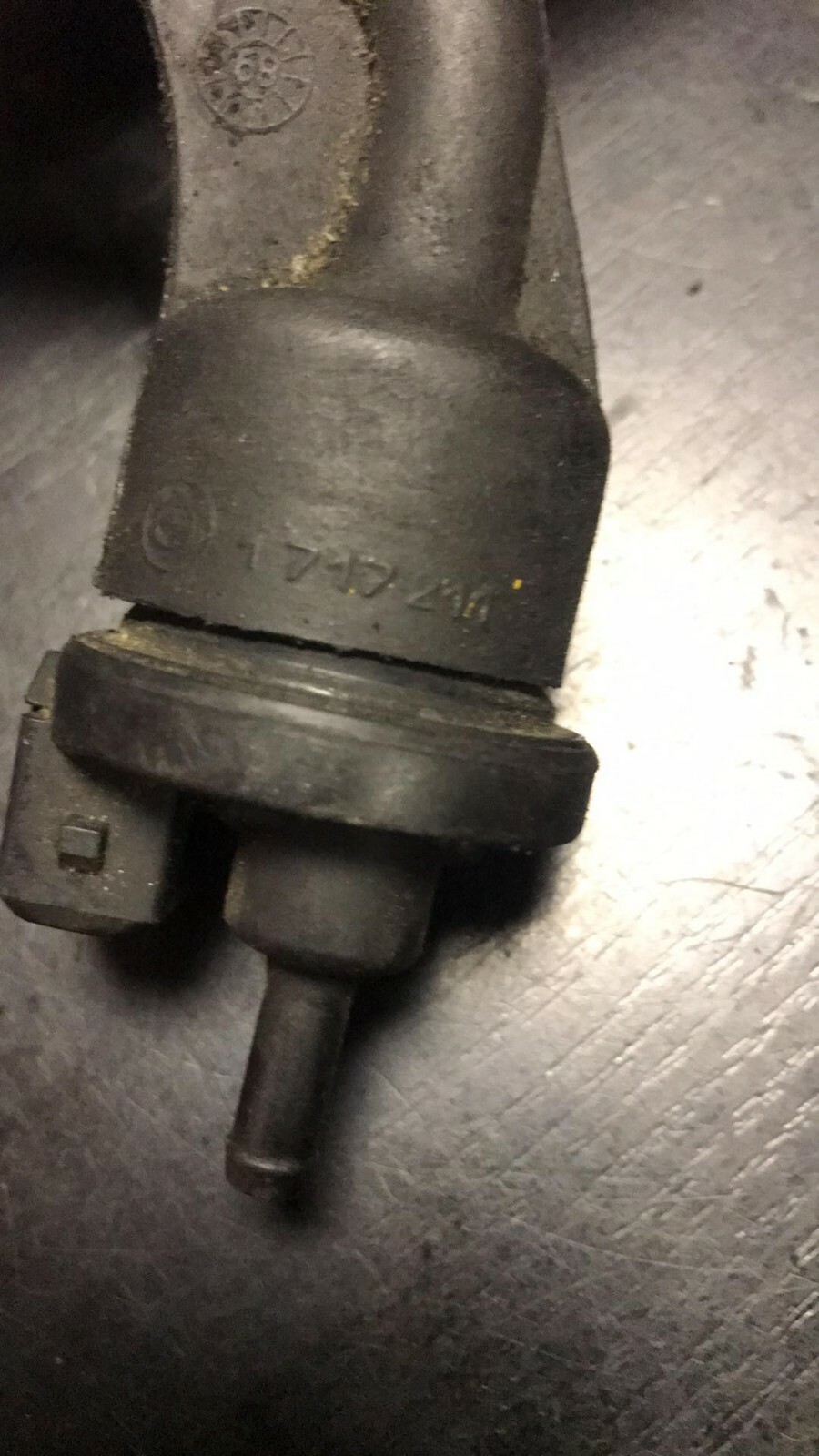 BMW E34 M20 Fuel Tank Breather Hose Part 1717211 with Valve eBay