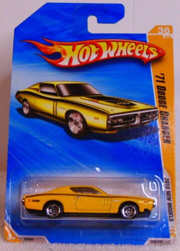 Hot Wheels 1971 Dodge Charger R/T Yellow 2010 New Models 36/44 NIP