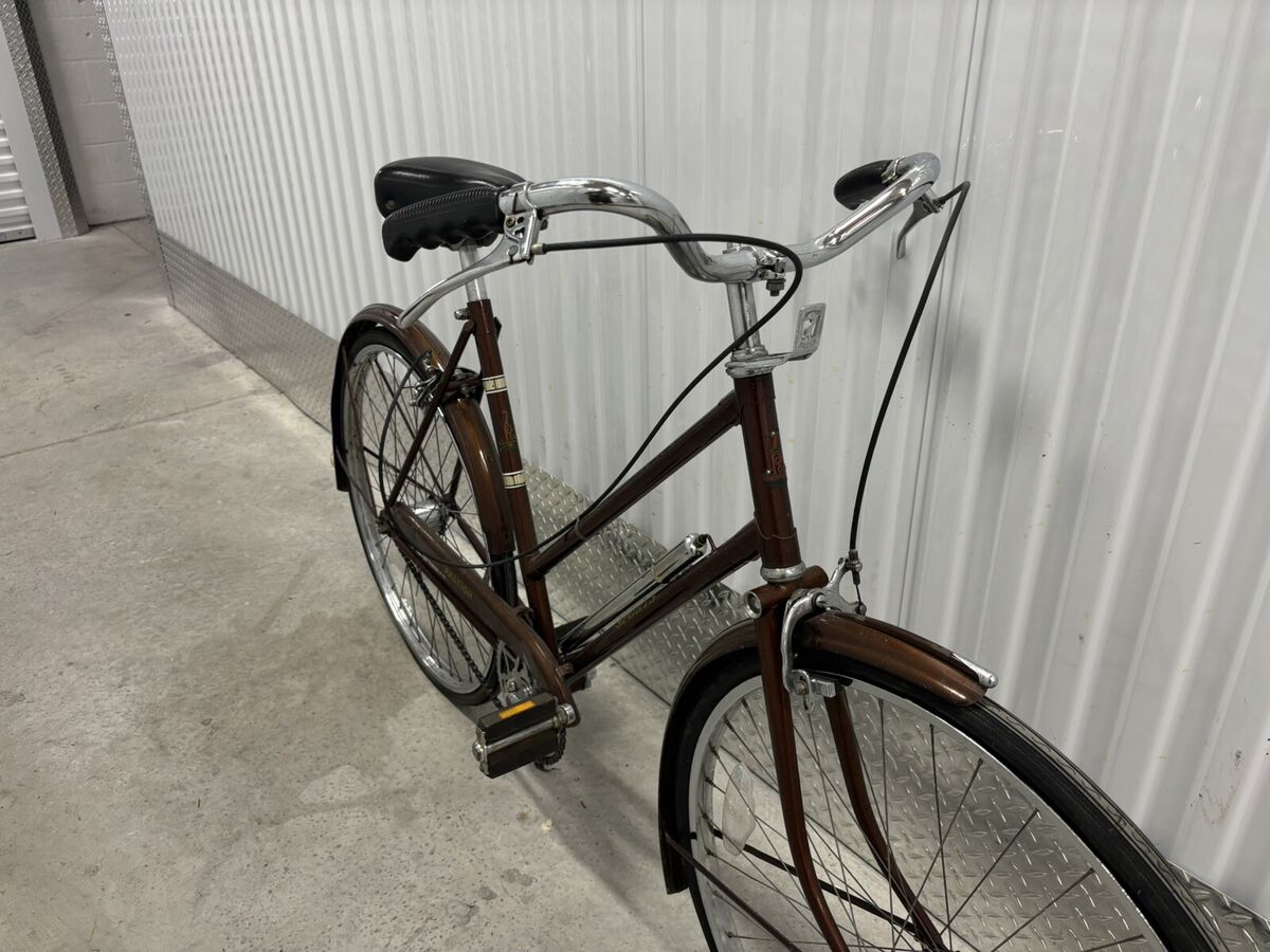 Vintage Raleigh Sports 3 Speed Bicycle 26 Vintage Raleigh Sports 3 Speed Bicycle 26
