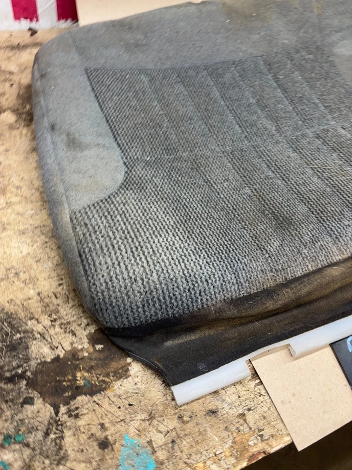 1992 1997 1996 92 97 Ford F150 F250 F350 BENCH SEAT BACKREST REAR TOP COVER PAD - Image 2 of 4