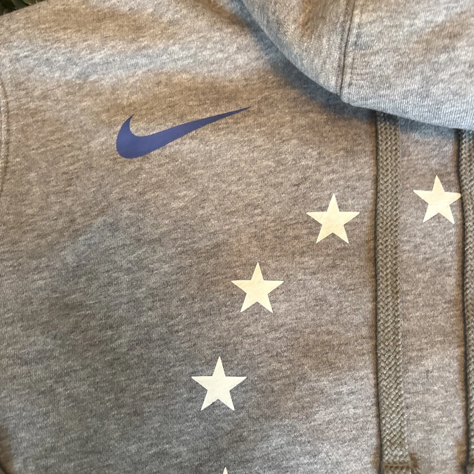 Sudadera con Capucha Nike Gris Philadelphia 76ers De Colección Talla XL 13 Colonies NBA Foto 2 de 4