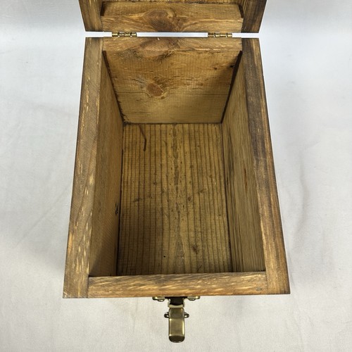 Vintage Wooden Shoe Shine Box 5 Cent with Foot Rest Brass Latch Hinges VTG - Picture 8 of 11
