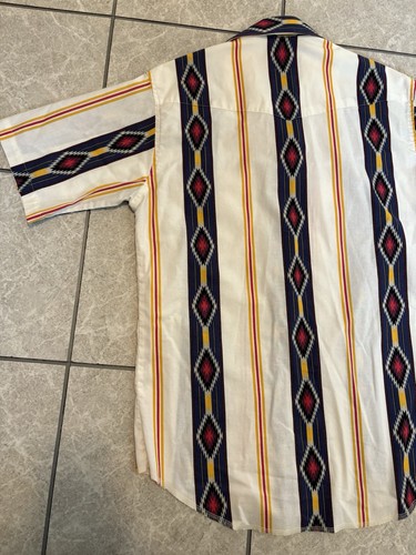 VTG Wrangler Shirt Mens M Striped Aztec Western Pearl Snap Short Sleeve - Picture 16 of 20