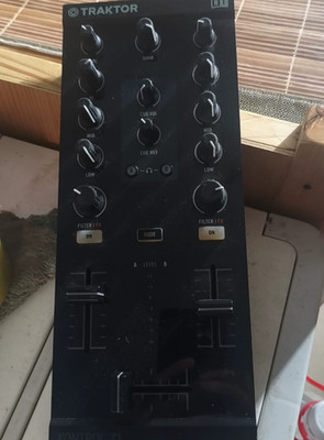 1pcs NI Traktor Kontrol Z1 Mixer