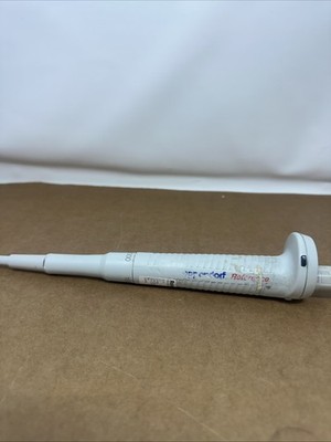 Eppendorf Reference .5-10uL 100-1000uL Single-Channel Manual Pipette