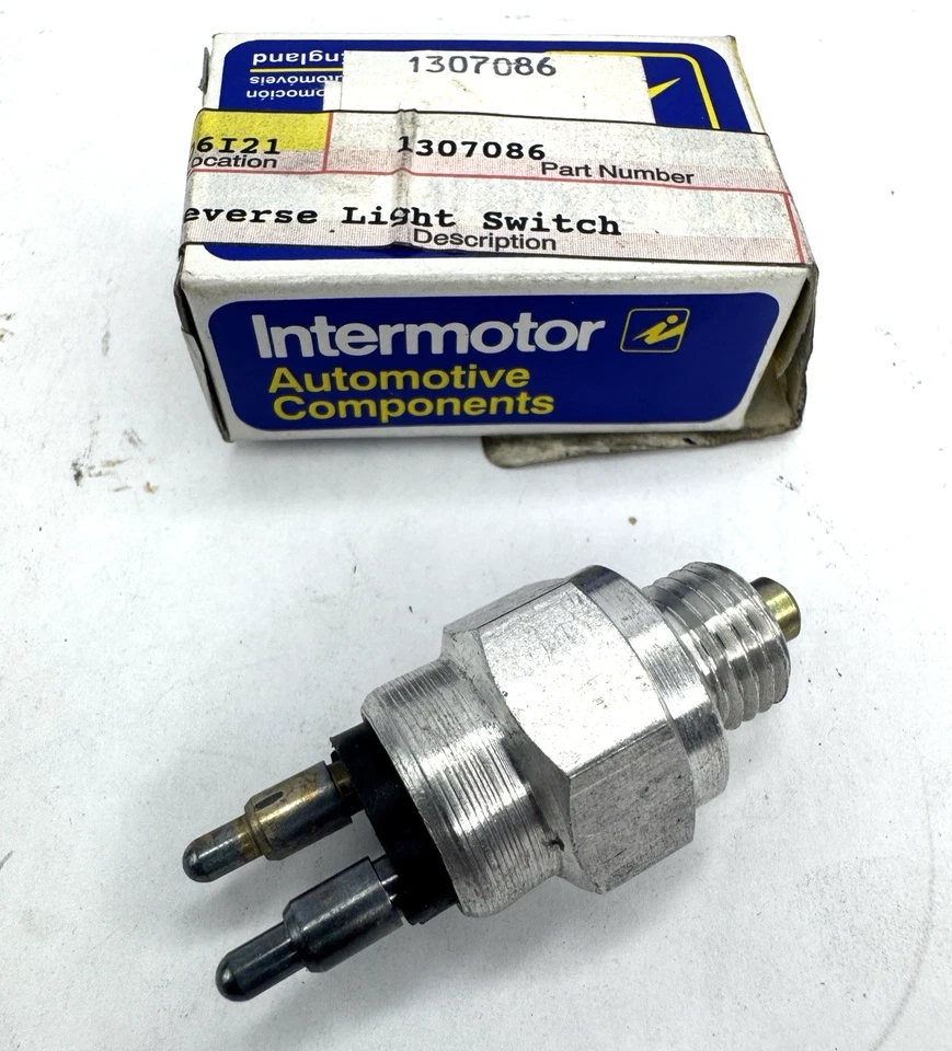 Intermotor 54760 / Volvo 1307086 Reverse Backup Light Switch for 240 740 MANUAL - Image 4 of 4