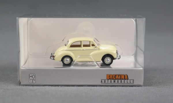 Brekina 15216 H0,1:87 Morris Minor 1000, Hellgelb, 1956, Neuheit 2025!-image