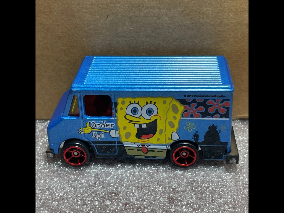Hot Wheels SpongeBob Square Pants diecast Hotwheels Delivery Truck 1/64 - Image 3 of 4