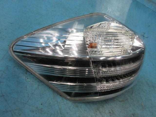 JDM TOYOTA AZE154 BLADE Tail lights Left side 81560-12A40 12-524