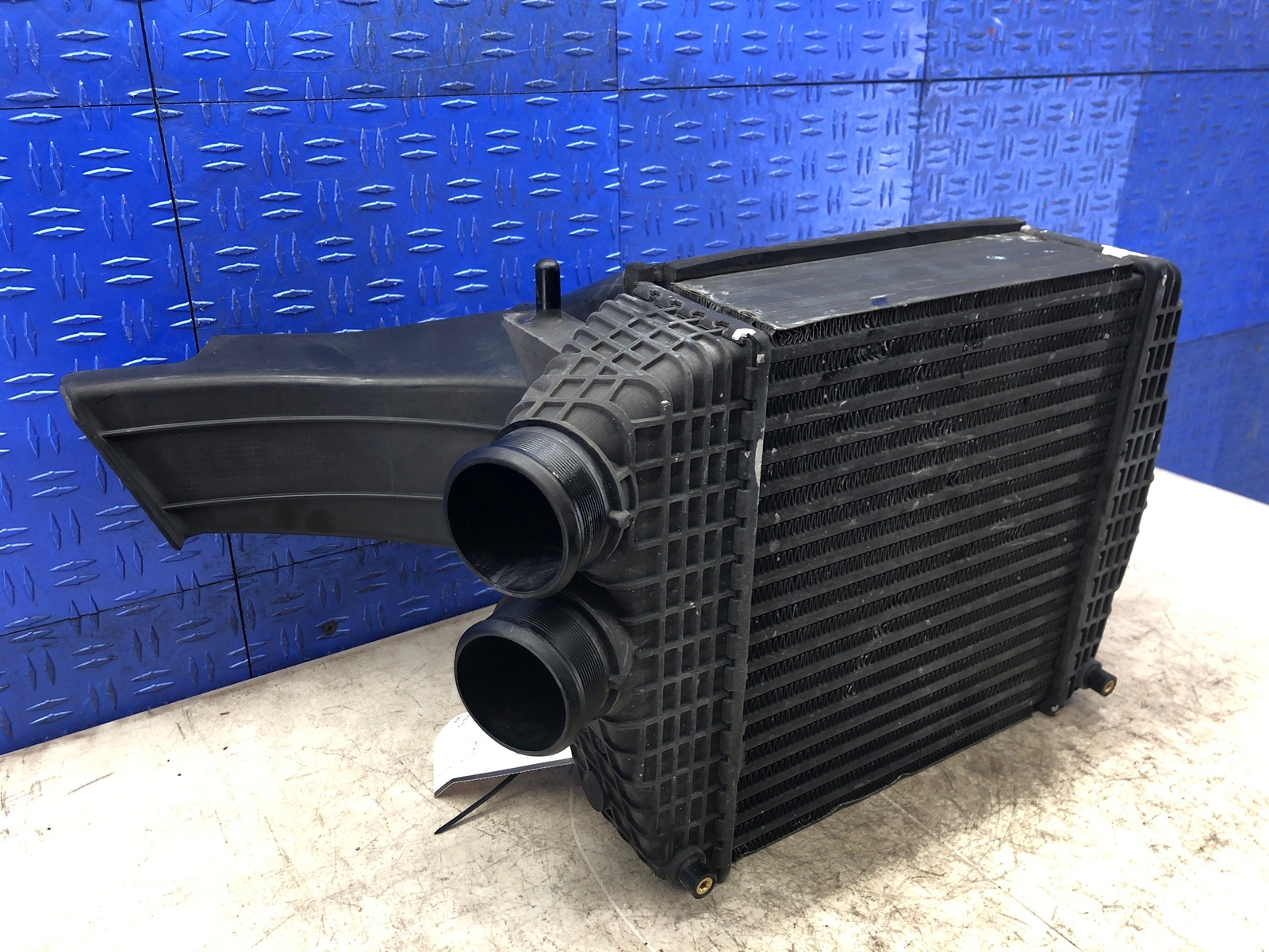2014-2021 MASERATI QUATTROPORTE GHIBLI 3.0L LEFT INTERCOOLER  DUCT 16474839