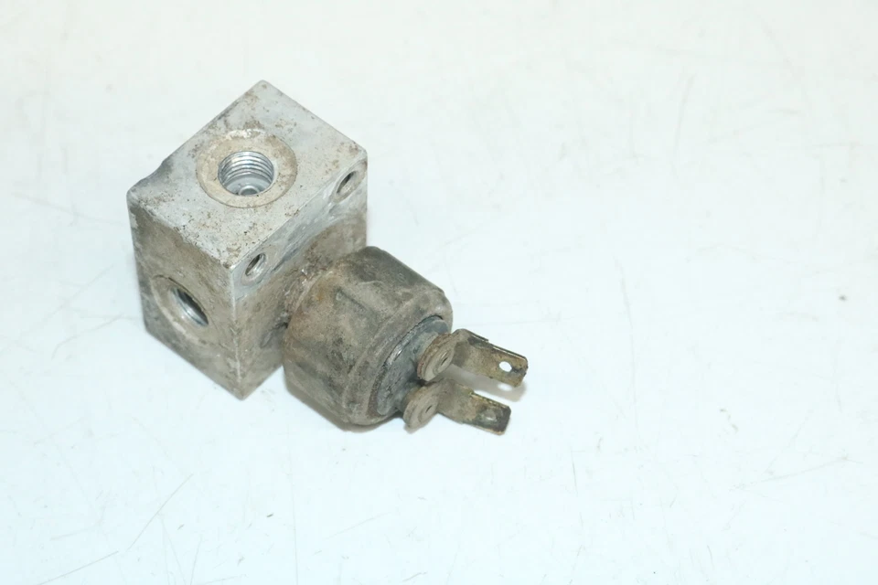 Sensor de freno trasero Polaris Sportsman 500 2002 4x4 Foto 4 de 4