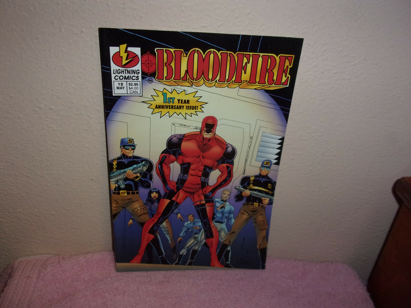 VINTAGE (NEW) LIGHTNI COMIC  BLOODFIRE  #12..FIRST PRINTING .1994..#753