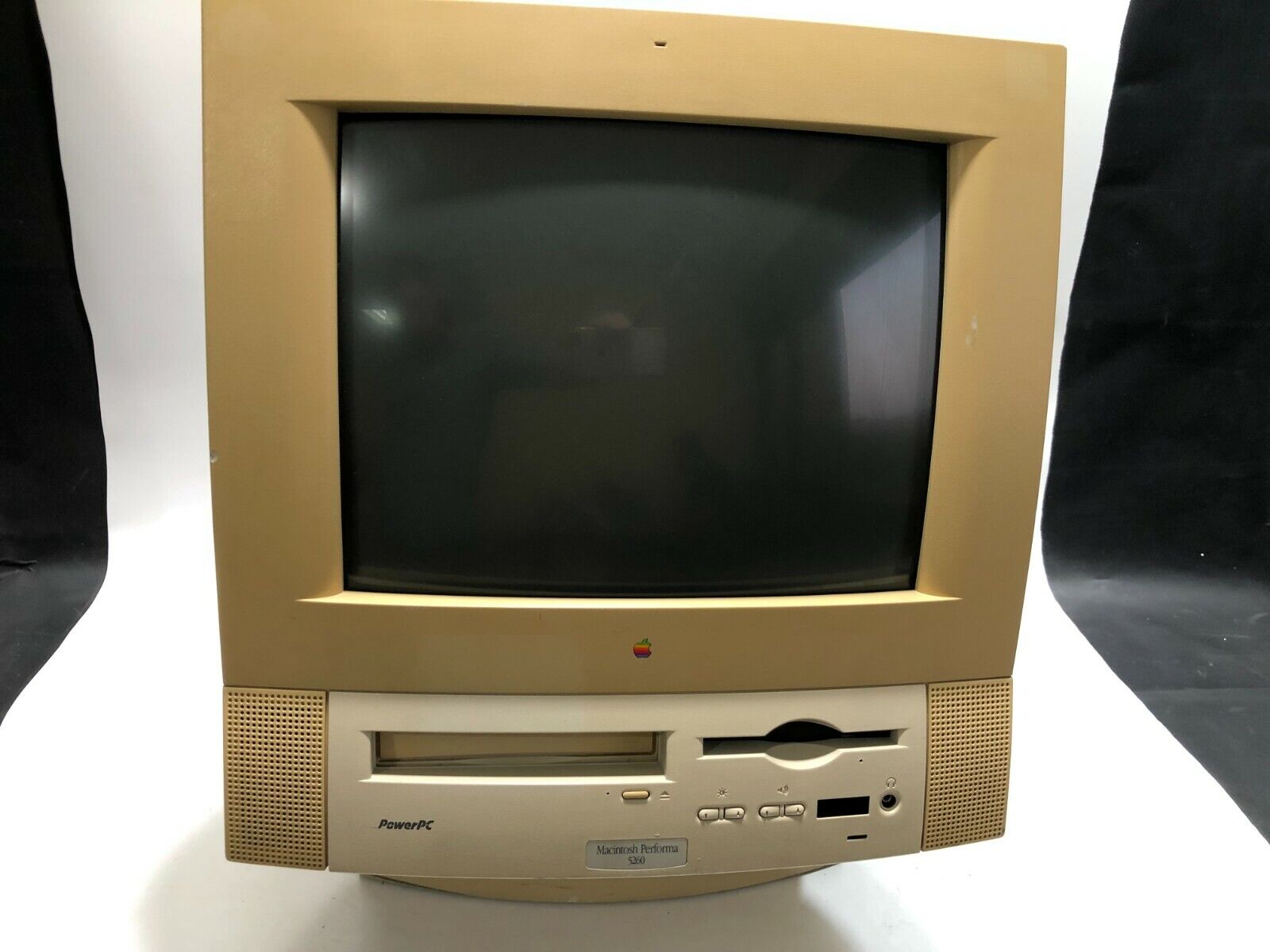 Apple Macintosh Performa 5260 Vintage Computer For Parts