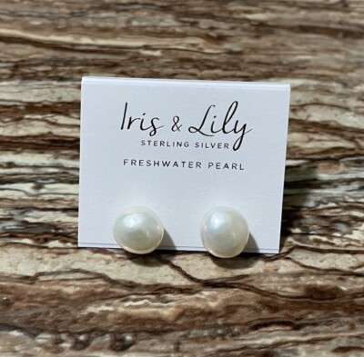 Iris & Lily Jewelry Silver Stud Earrings Sterling Silver Freshwater Pearls