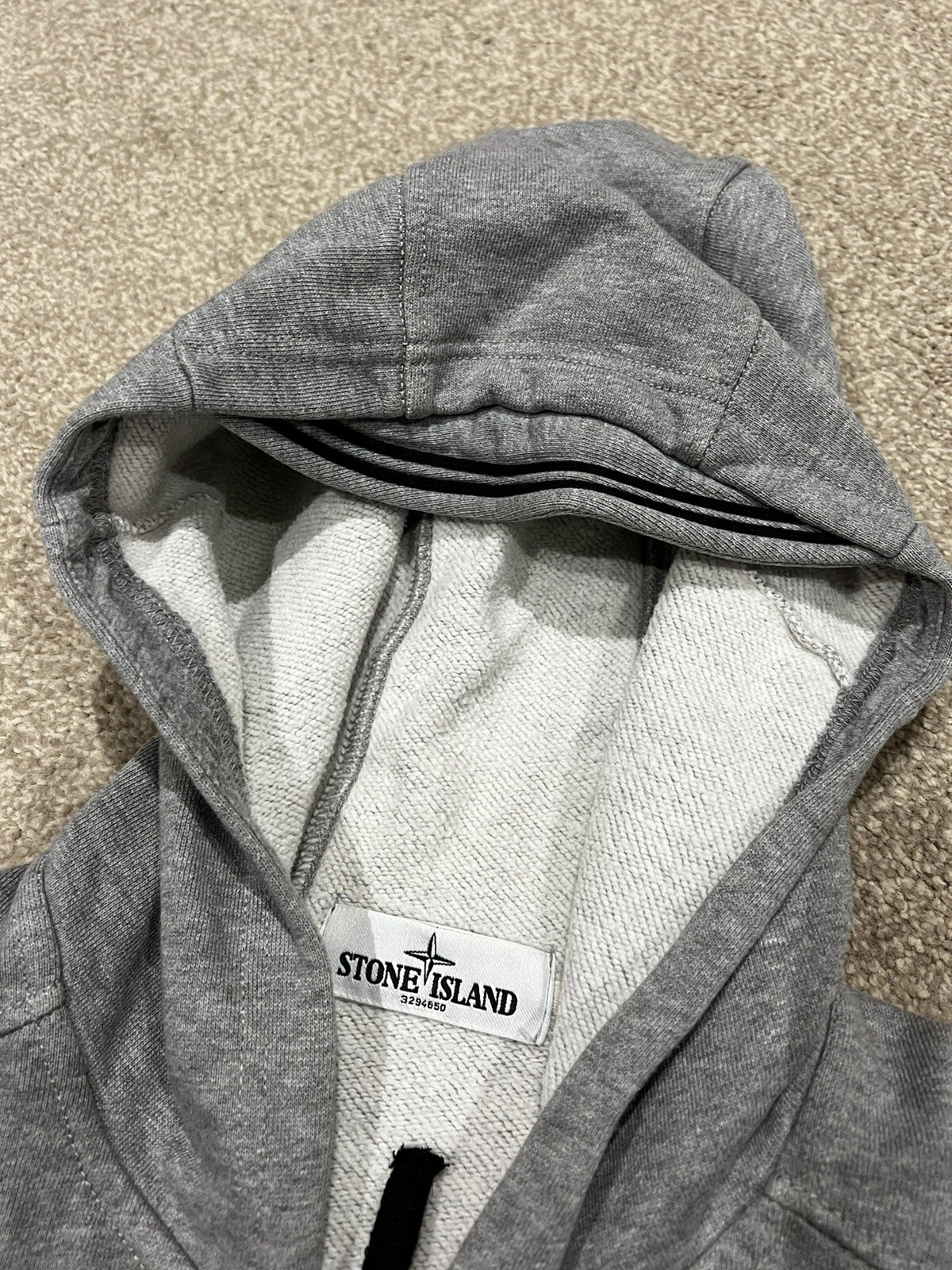Felpa con cappuccio Stone Island taglia autentica grande molto rara modello con cerniera grigio