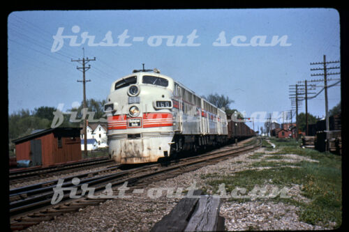 R DUPLICATE SLIDE - CB&Q Burlington 160 F-3 Action w/ Frt Earlville IL 1955