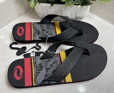 New! O'RAGEOUS  Flip Flops Black Red Yellow Leaf Pattern Size 13