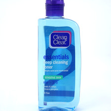 Clean  Clear Deep Cleaning Astringent 2 Sensitive Skin 8 Fl oz OLD FORMULA