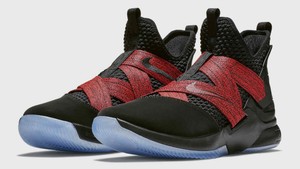 tenis lebron james soldier xii