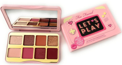 Too Faced Let's Play On-The-Fly Eye Shadow Palette Smells Like Bubble Gum