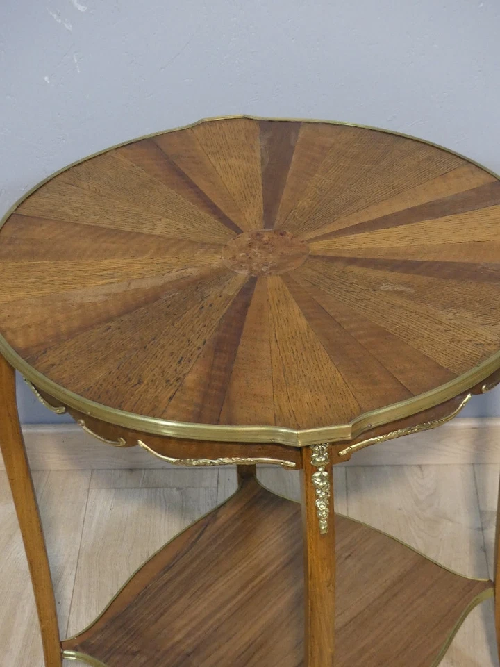 Guéridon De Style Louis XV Au Plateau En Marqueterie Rayonnante De Bois Divers, - Photo 2/4