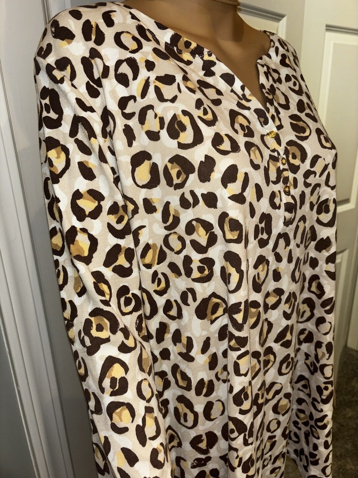 Woman’s Leopard ANIMAL🐆 Print Top NWT CASUAL CAREER TUNIC LONG SLEEVE