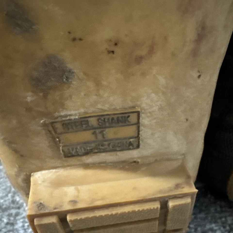 Cabela’s Chest Waders 11R Advantage MAX-4 Camo Boots Waterproof Thinsulate Heavy - Image 4 of 4