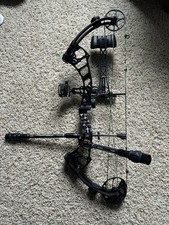 PSE Stinger Max Compound Bow RH 70lb 21.5-30in Right Hand Black New Paint