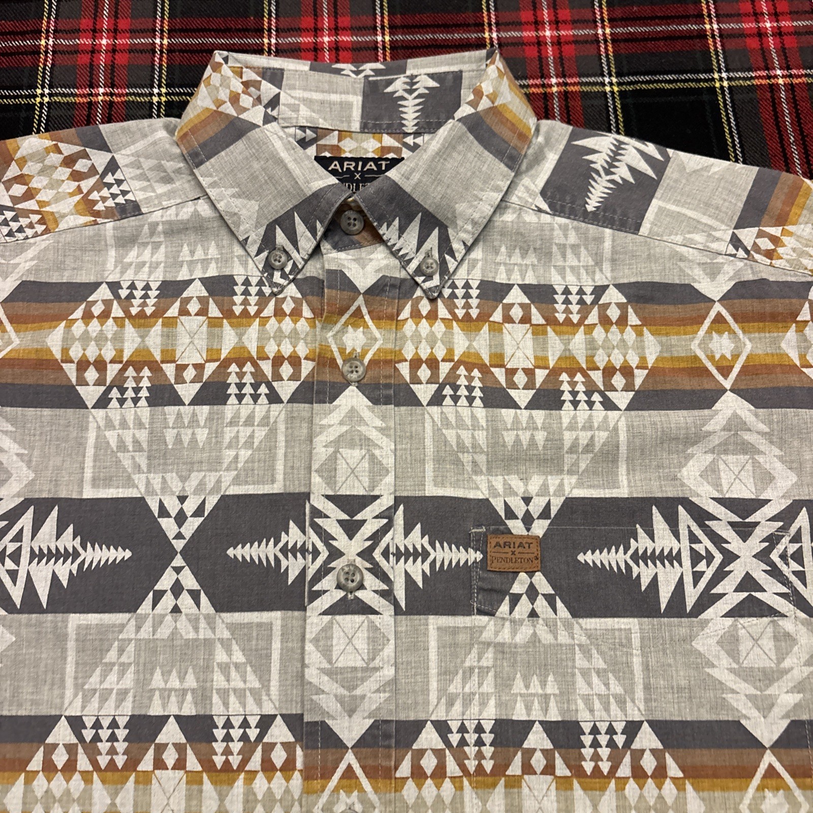 Ariat x Pendleton Aztec Button Down Western Mediu… - image 1