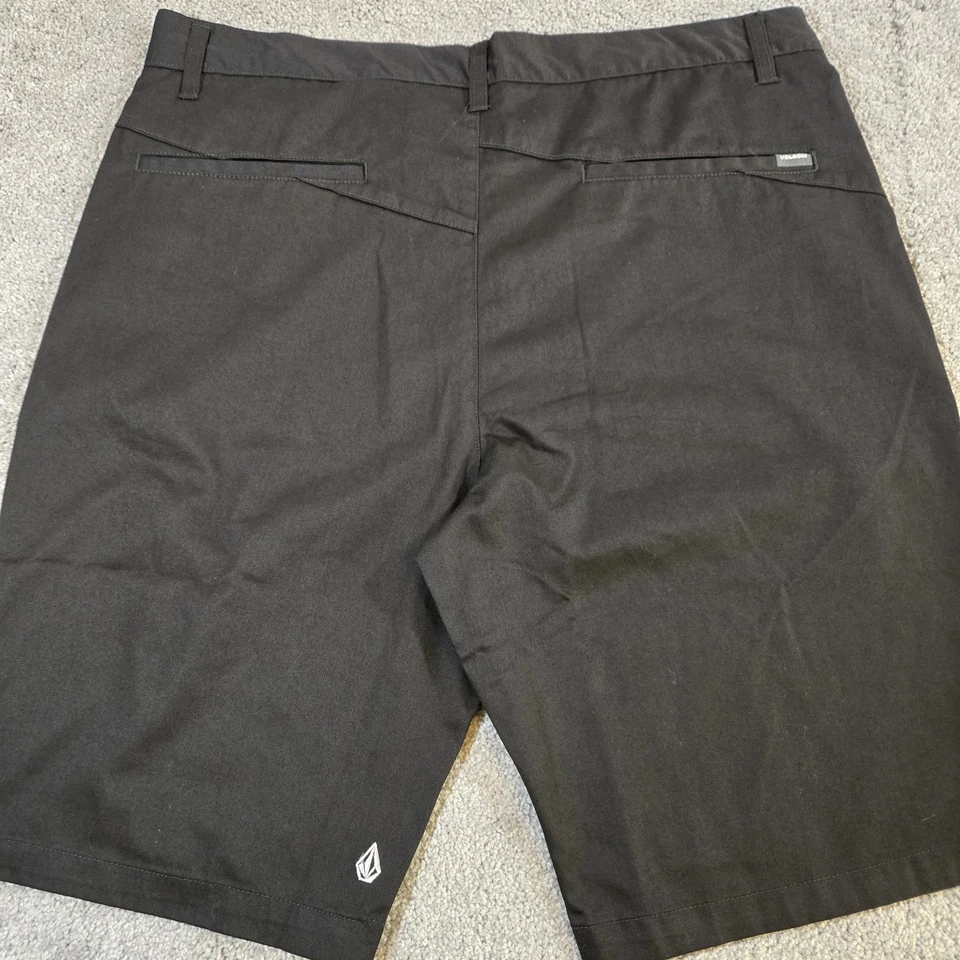 Volcom Frickin Modern Stretch Chino Shorts Size Mens 38 Black NWT - Image 3 of 4