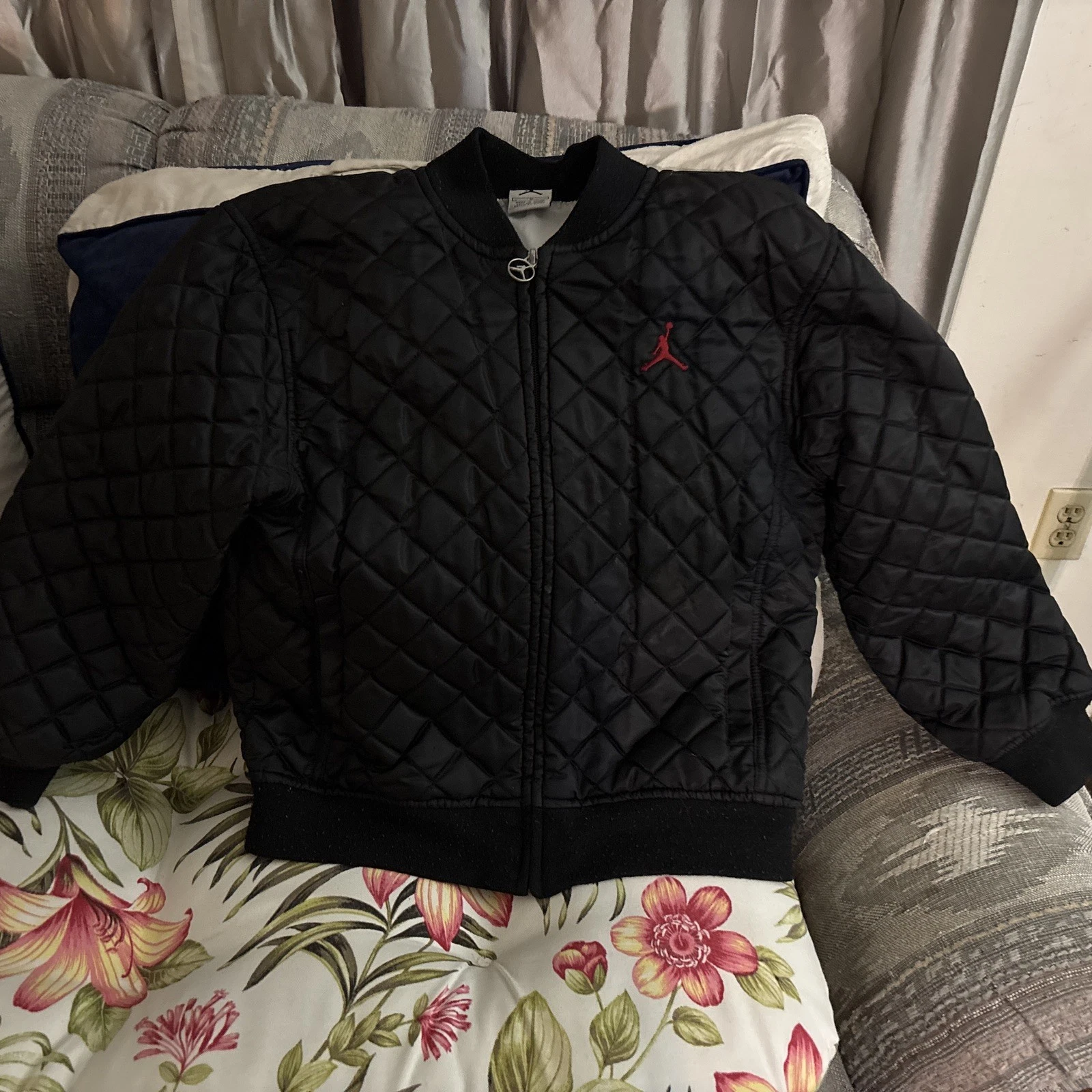 Michael Jordan Black Quilted Jacket Coat Bomber Puffer Flight Youth Lg 12-13 Yrs