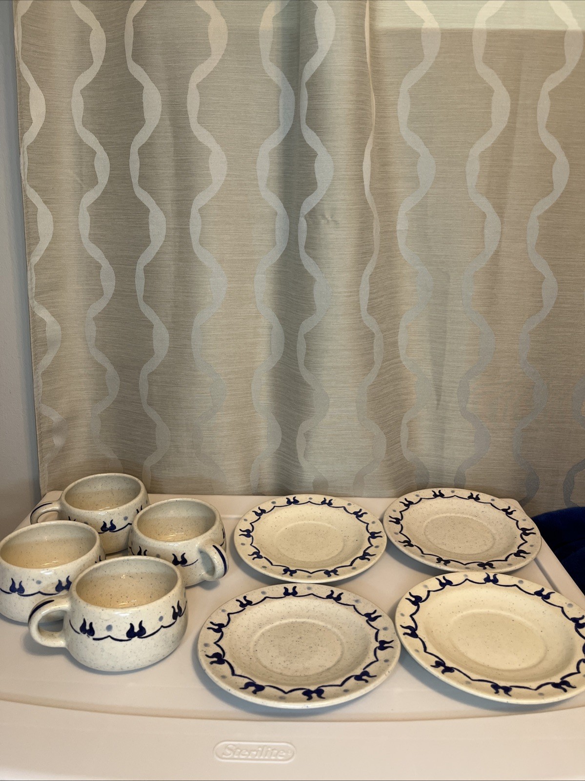 Vintage Poppytrail By Metlox Provincial Blue Cups And Saucers Set Of 4