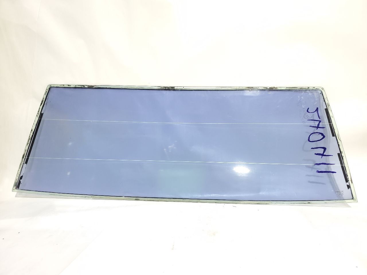Used Back Glass fits: 1990 Bentley TURBO R Grade A