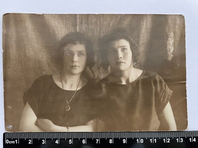 Vintage photo family sisters, beautiful young women girls, intimacy 1927s