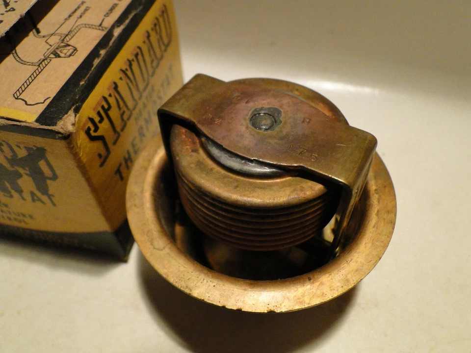 Dodge Plymouth Nash Hudson Studebaker 1931-1958 estándar 4HT 175 grados termostato Foto 2 de 3