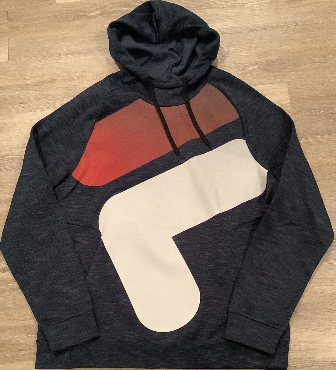 Felpa con cappuccio uomo Fila taglia L venduta al dettaglio a 50€