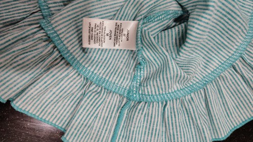 Juniors Lei green and white halter top size medium - Picture 7 of 7