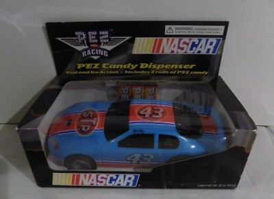 Nascar PEZ STP #43 Richard Petty Racing Car Candy Dispenser Pull