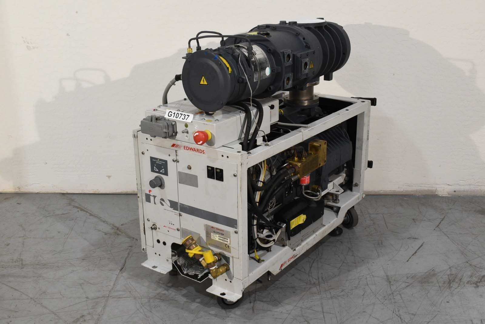 Edwards iQDP80 / QMB500 Dry Vacuum Pump with blower - S/N: 006731169 / 996292406