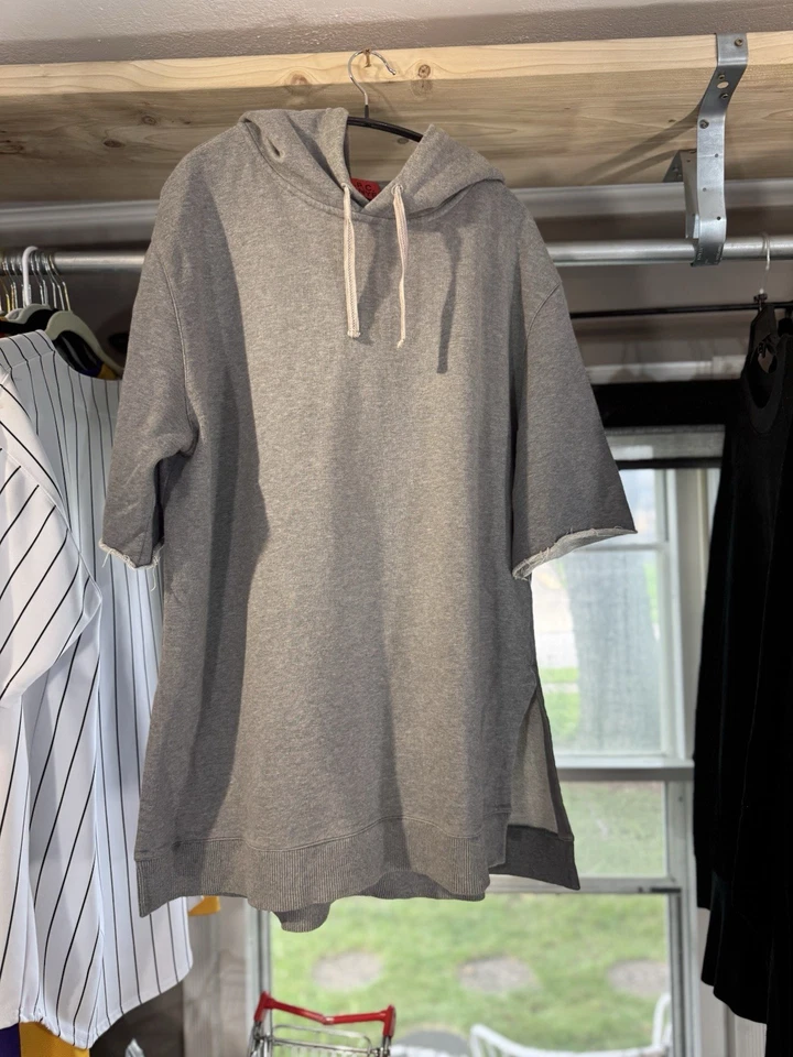 A.P.C. APC Men XL Kanye West Sweatshirt S/S Short Sleeve Hoodie COLLECTOR GRADE - Image 2 of 4