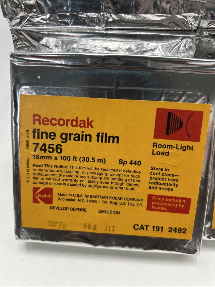 16 VTG Kodak Recordak Fine Grain Film 7456 16mm (100 Ft) NEW - Develop By 1979 - Image 2 of 4