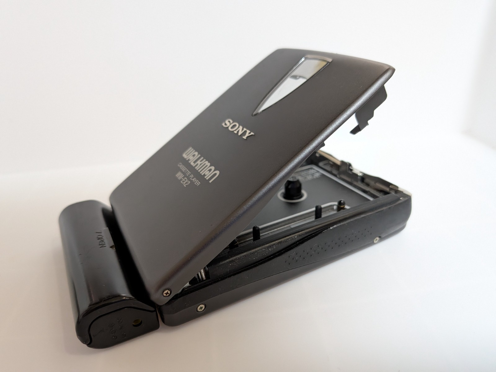 SONY WM-EX2 Walkman Cassette Player Black New Belt Tested Works - Made in Japan