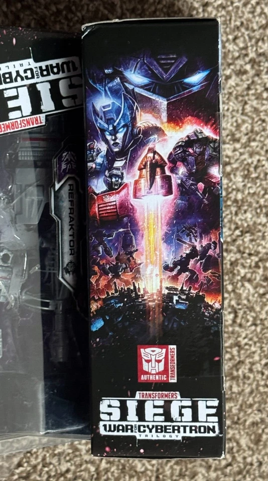 Transformers War for Cybertron Siege Ironhide WFC-S21 - Image 4 of 4