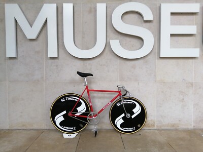 Track pursuit bicycle 